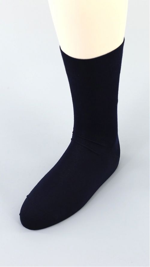 Фото Темно-синие мужские носки 
