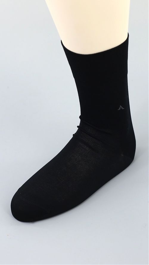 Фото Черные мужские носки из мерсеризованного хлопка