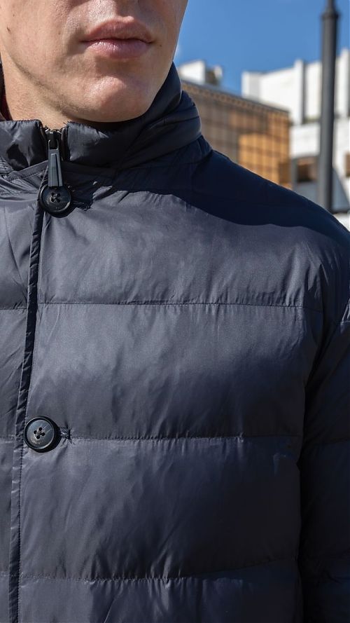 Фото Прямая длинная куртка-пуховик мужская