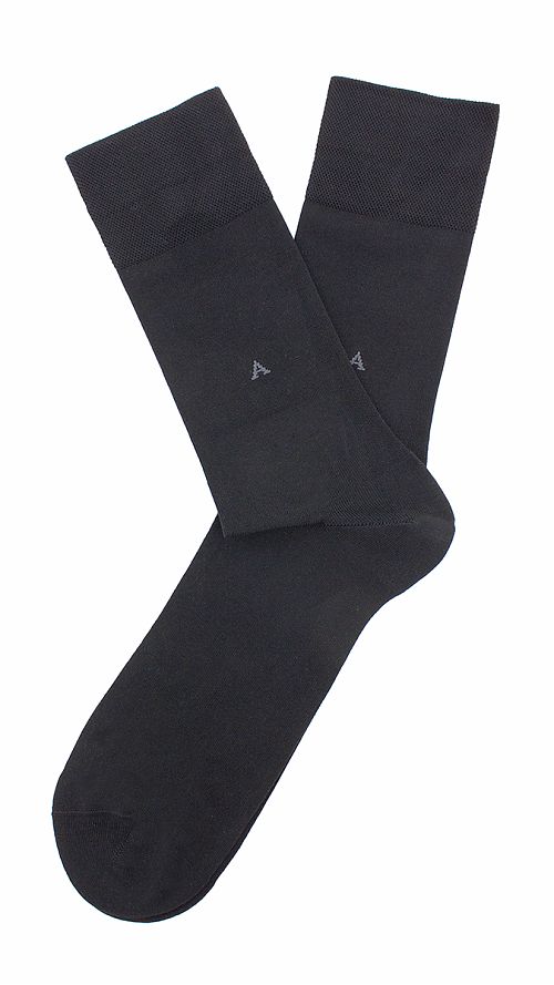 Фото Бамбуковые мужские носки черные однотонные
