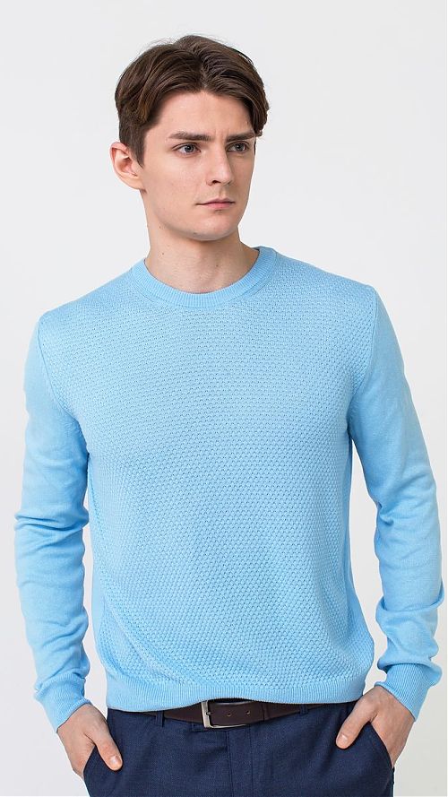 Фото Светло-голубой свитер мужской