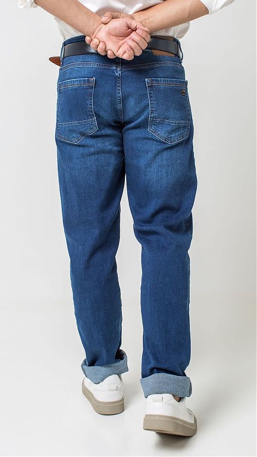 Фото Мужские полуприталенные синие джинсы