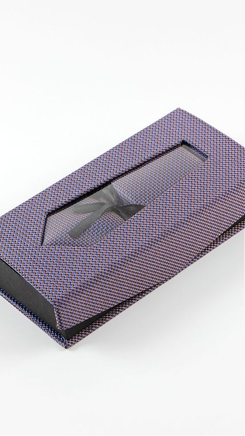 Фото Сиреневый мужской галстук в подарочной упаковке