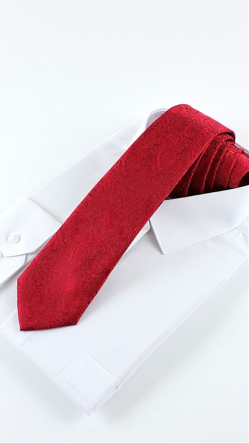 Фото Мужской красный галстук