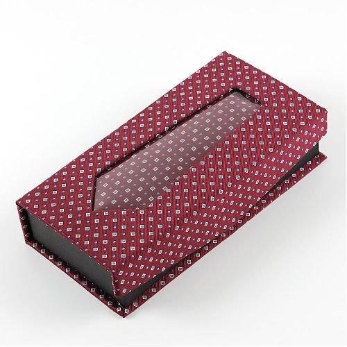 Фото Бордовый мужской галстук в подарочной упаковке