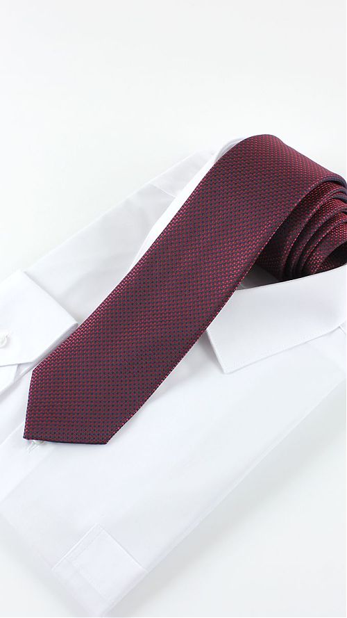 Фото Бордовый мужской галстук