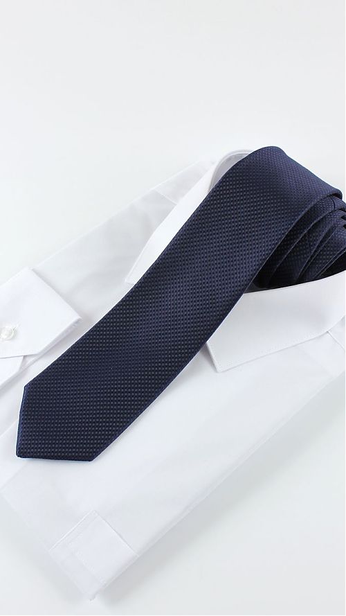Фото Темно-синий мужской галстук микрофибра