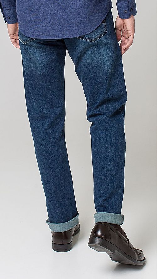 Фото Прямые мужские джинсы