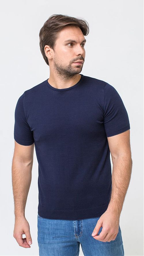 Фото Темно-синяя мужская футболка однотонная
