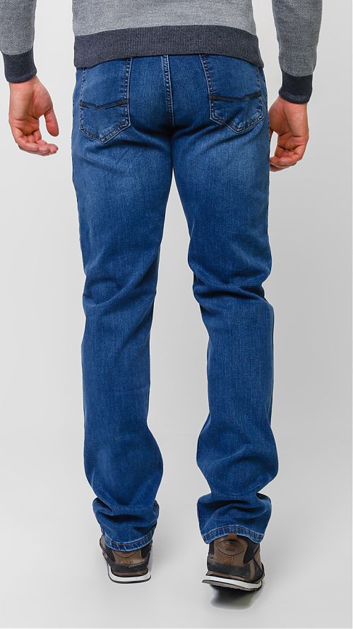 Фото Голубые мужские джинсы